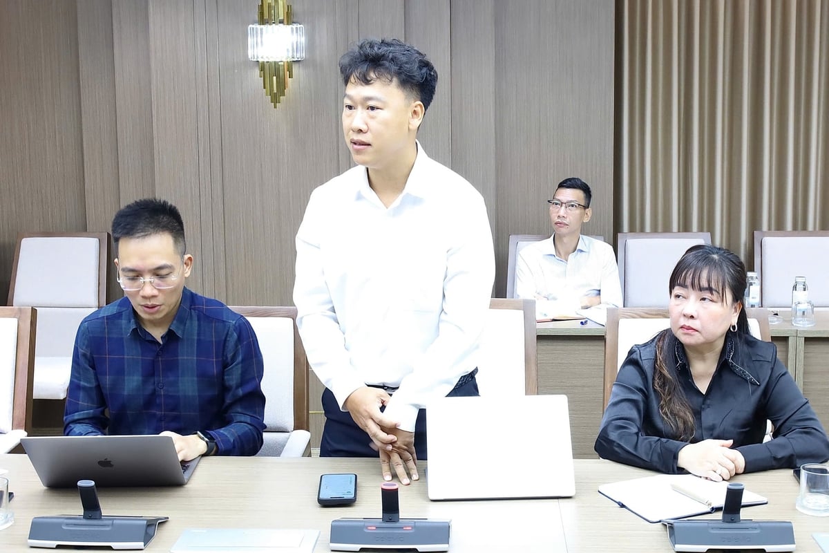 Ông Doãn Chí Thiên, Phó Tổng giám đốc Tập đoàn Nam Việt chia sẻ về những khó khăn thực tế của doanh nghiệp và đề xuất các giải pháp tháo gỡ. Ảnh: Hồng Ngọc.