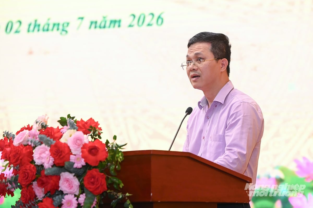 Vụ trưởng Vụ Khoa học và Công nghệ Nguyễn Văn Long đã báo cáo tình hình thực hiện Nghị quyết số 57-NQ/TW. Ảnh: Tùng Đinh.