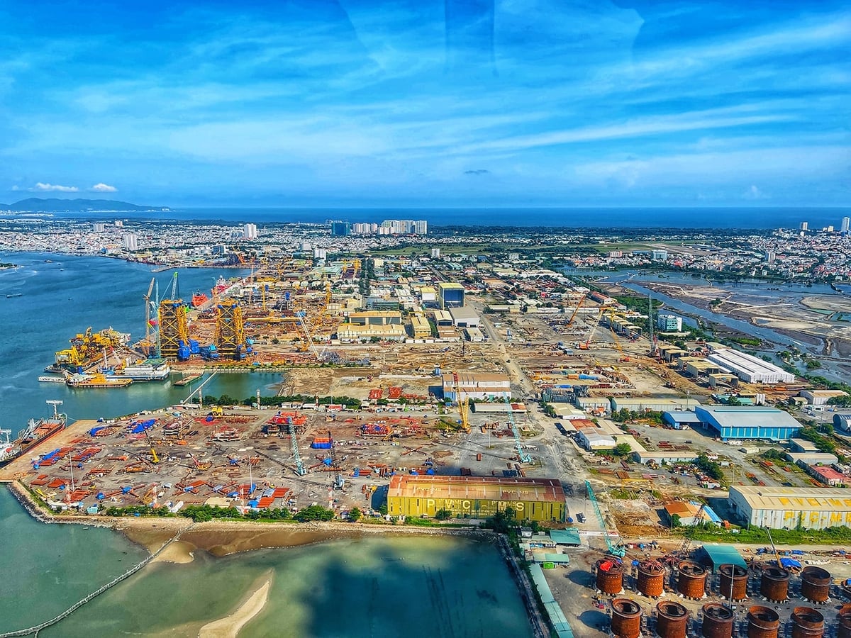 Toàn cảnh cảng dịch vụ dầu khí Vũng Tàu. Ảnh: Petrovietnam.
