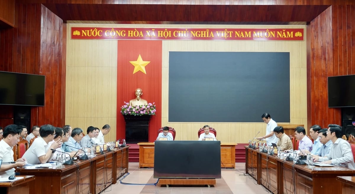 Quang cảnh buổi làm việc. Ảnh: Hoài Nam.