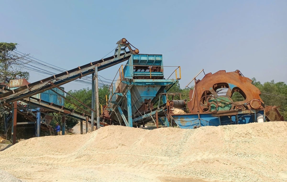TP. Huế đang nỗ lực phát triển cát nhân tạo. Ảnh: Văn Dinh.