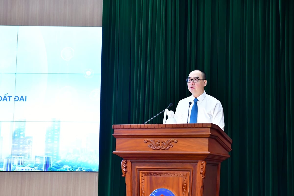 Ph&oacute; Tổng Kiểm to&aacute;n Nh&agrave; nước B&ugrave;i Quốc Dũng cho biết, c&aacute;c sai s&oacute;t chủ yếu tập trung ở phương ph&aacute;p thặng dư. Ảnh: MINH TH&Uacute;Y.