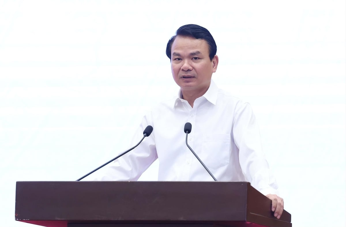 Bộ trưởng, Chủ nhiệm Văn phòng Chính phủ Đặng Xuân Phong, Người phát ngôn của Chính phủ, chủ trì họp báo. Ảnh: VGP/QP.