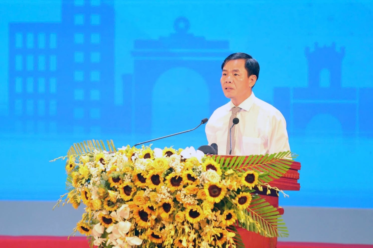 Ông Nguyễn Văn Phương,  Bí thư Tỉnh ủy Quảng Trị phát biểu chào mừng và khai mạc Hội nghị. Ảnh: Đức Việt.