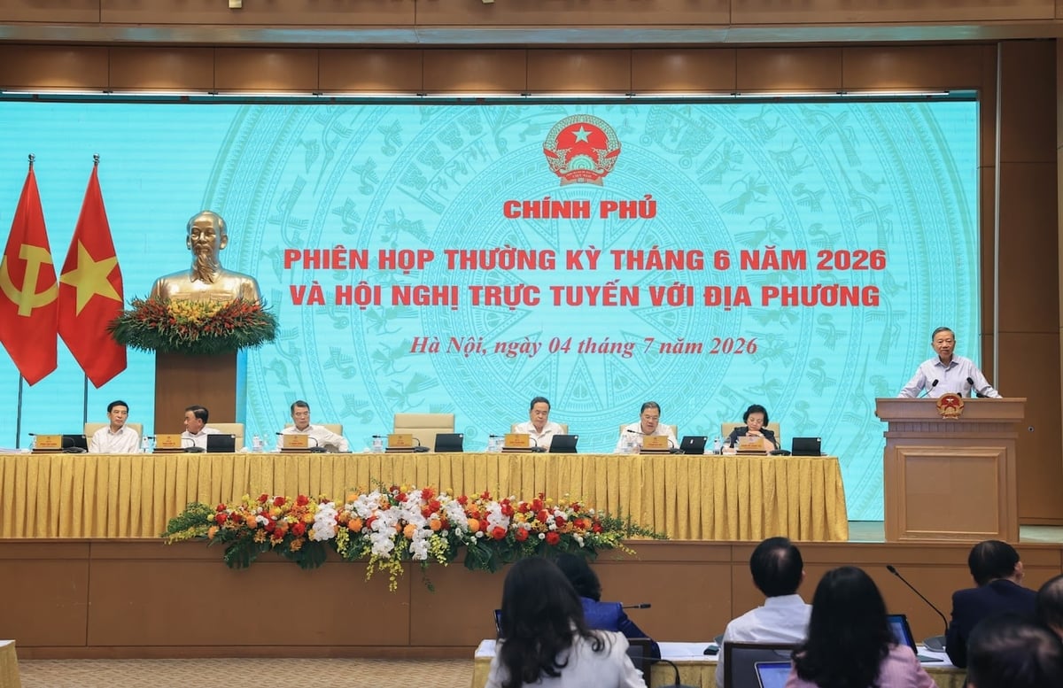 Tổng Bí thư, Chủ tịch nước Tô Lâm đề nghị Chính phủ khẩn trương cụ thể hóa các nhiệm vụ trên thành chương trình hành động có tiến độ theo tháng, theo quý, xác định rõ cơ quan chủ trì, người chịu trách nhiệm và công khai kết quả thực hiện. Ảnh: VGP/Nhật Bắc.