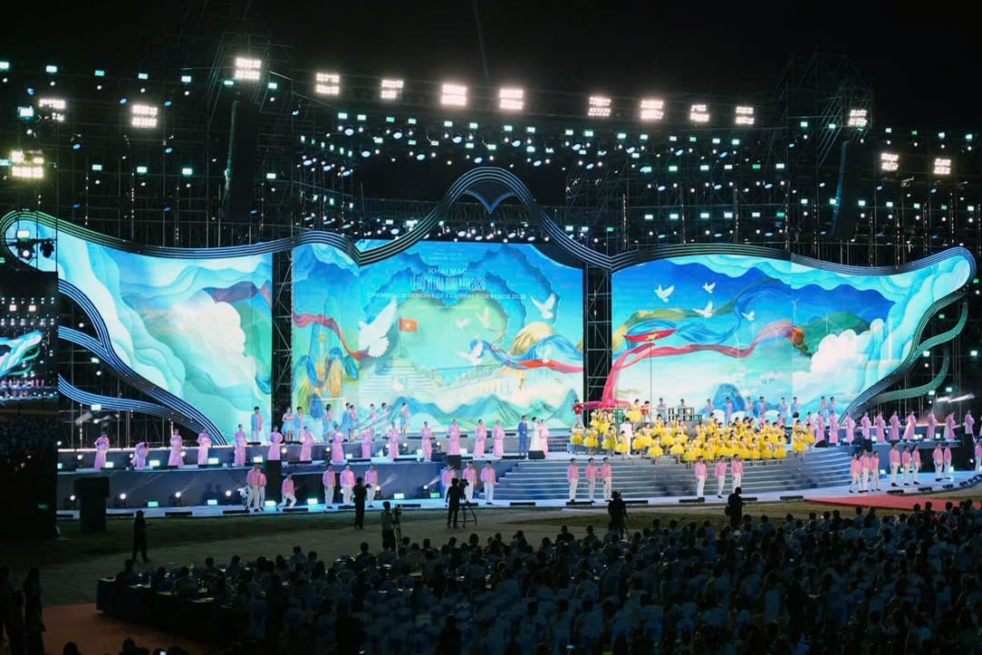 Chương trình nghệ thuật tại Lễ hội Vì hòa bình năm 2026 được dàn dựng công phu. Ảnh: Ban tổ chức.