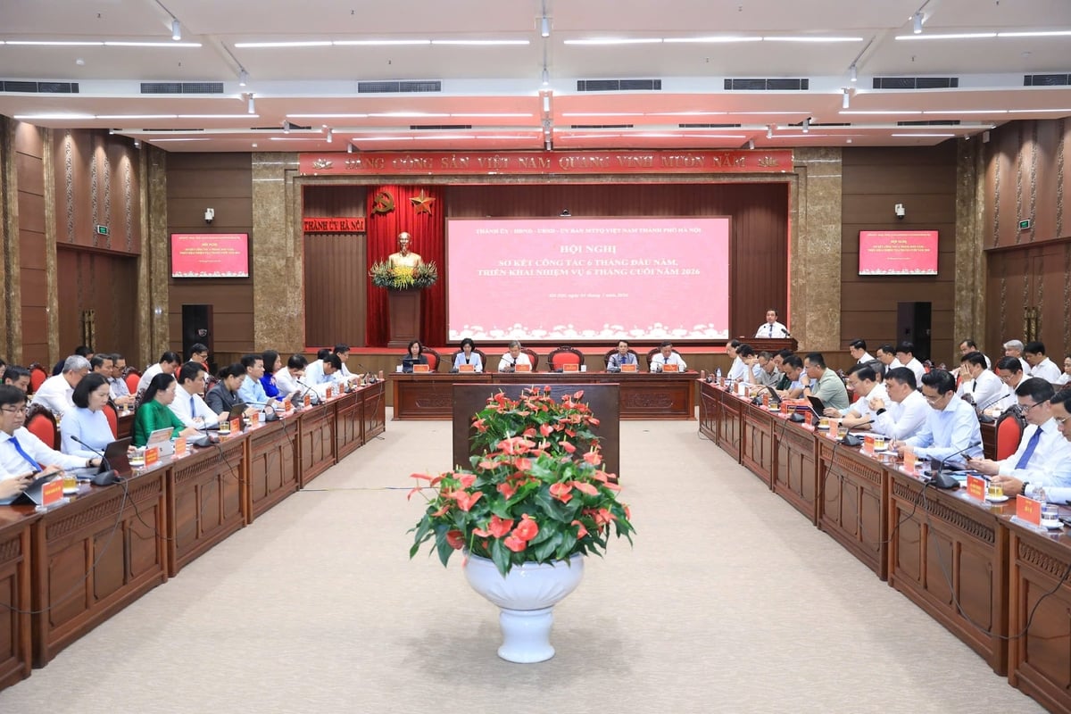 Hà Nội đặt quyết tâm chuyển hóa các chủ trương, cơ chế và quy hoạch thành những kết quả rõ ràng về tăng trưởng kinh tế, việc làm, hạ tầng, an sinh xã hội. Ảnh: PV.