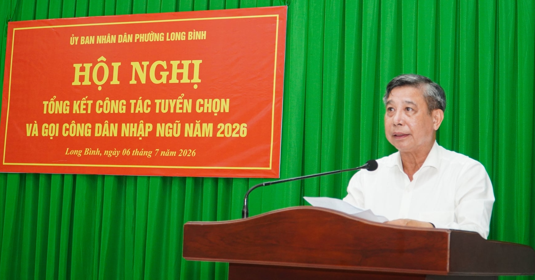 Đồng chí Đồng Văn Thanh, Ủy viên Ban Chấp hành Trung ương Đảng, Phó Bí thư Thường trực Thành ủy, Chủ tịch HĐND thành phố Cần Thơ nhấn mạnh công tác tuyển quân là nhiệm vụ chính trị quan trọng, cần thực hiện chặt chẽ, công khai, đúng quy định và bảo đảm chất lượng giao quân hằng năm. Ảnh: Văn Vũ.