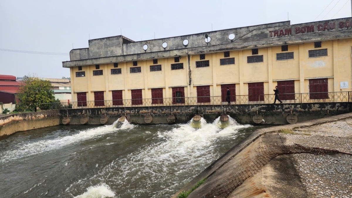 Các trạm bơm lớn trên địa bàn thành phố Hải Phòng đã sẵn sàng vận hành hết công suất ngay khi có lệnh. Ảnh: Đinh Mười. Các trạm bơm lớn trên địa bàn thành phố Hải Phòng đã sẵn sàng vận hành hết công suất ngay khi có lệnh. Ảnh: Đinh Mười.