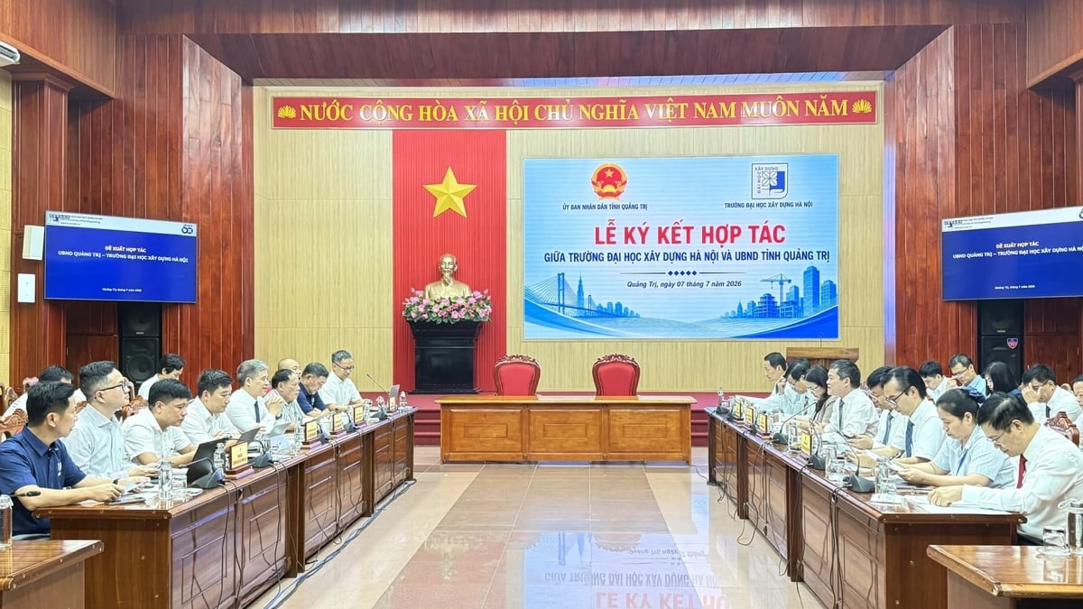 Quang cảnh buổi làm việc. Ảnh: Nguyễn Loan.