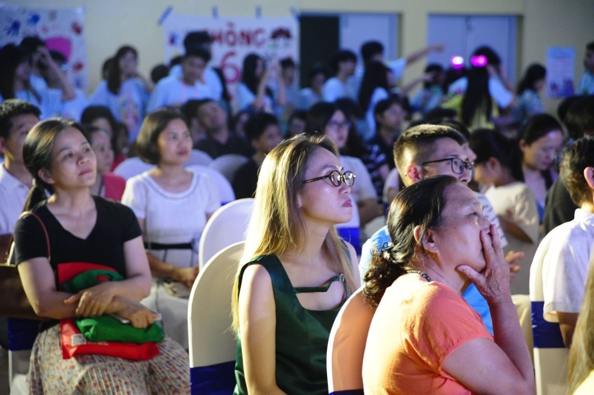 Chương trình Gala tổng kết của Camp Blast với sự góp mặt của các bậc phụ huynh. Ảnh: CLB.