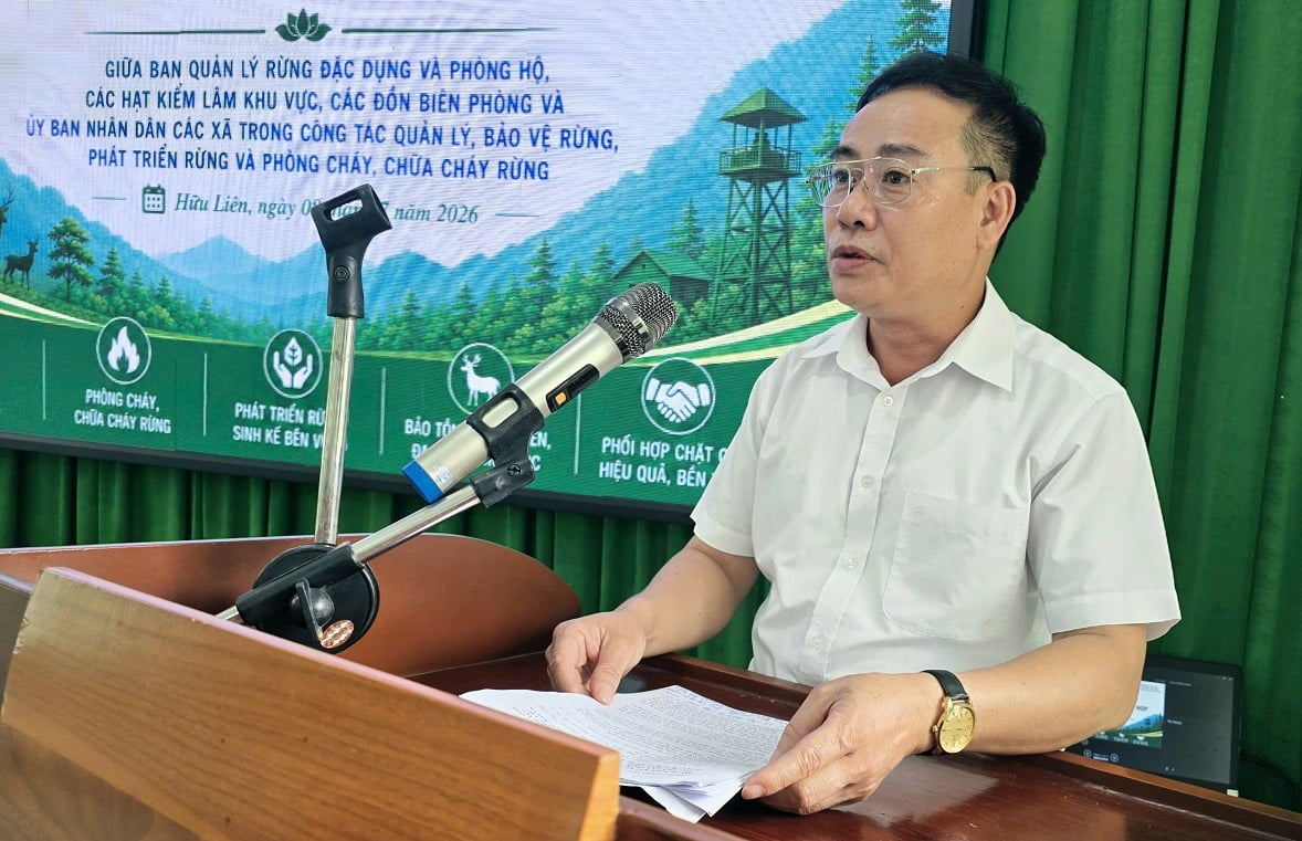 Ông Đặng Văn Hiến cho rằng, phối hợp chặt chẽ giữa các lực lượng là yêu cầu cần thiết trước những khó khăn trong quản lý địa bàn rộng, địa hình phức tạp. Ảnh: Hoàng Nghĩa.