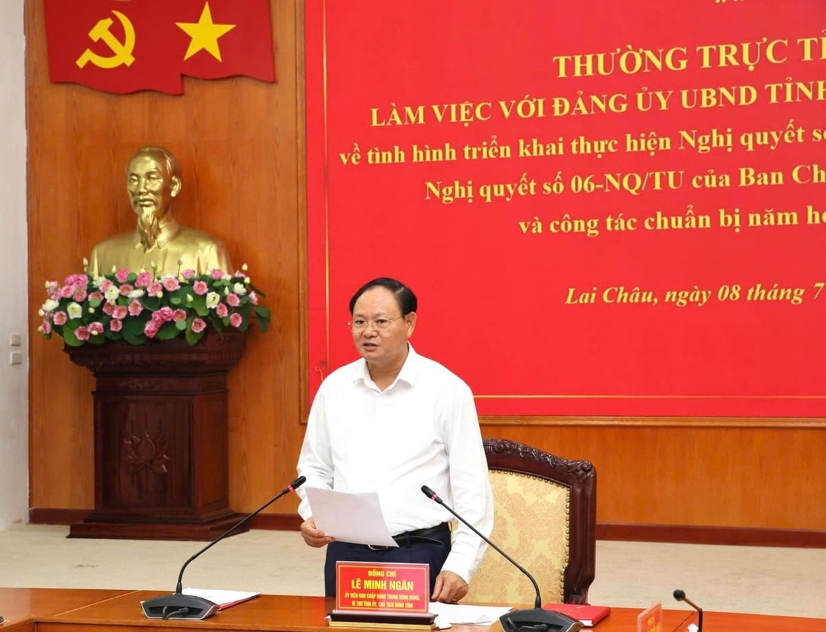Bí thư Tỉnh uỷ Lê Minh Ngân yêu cầu các Sở, ban, ngành Lại Châu cần tăng tốc trong những tháng cuối năm, đảm bảo 'rõ người, rõ việc'. Ảnh: Đình Lan.
