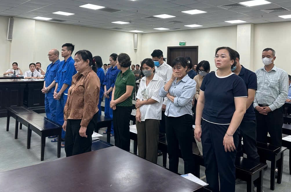 Các bị cáo tại phiên tòa. Ảnh: CAND.