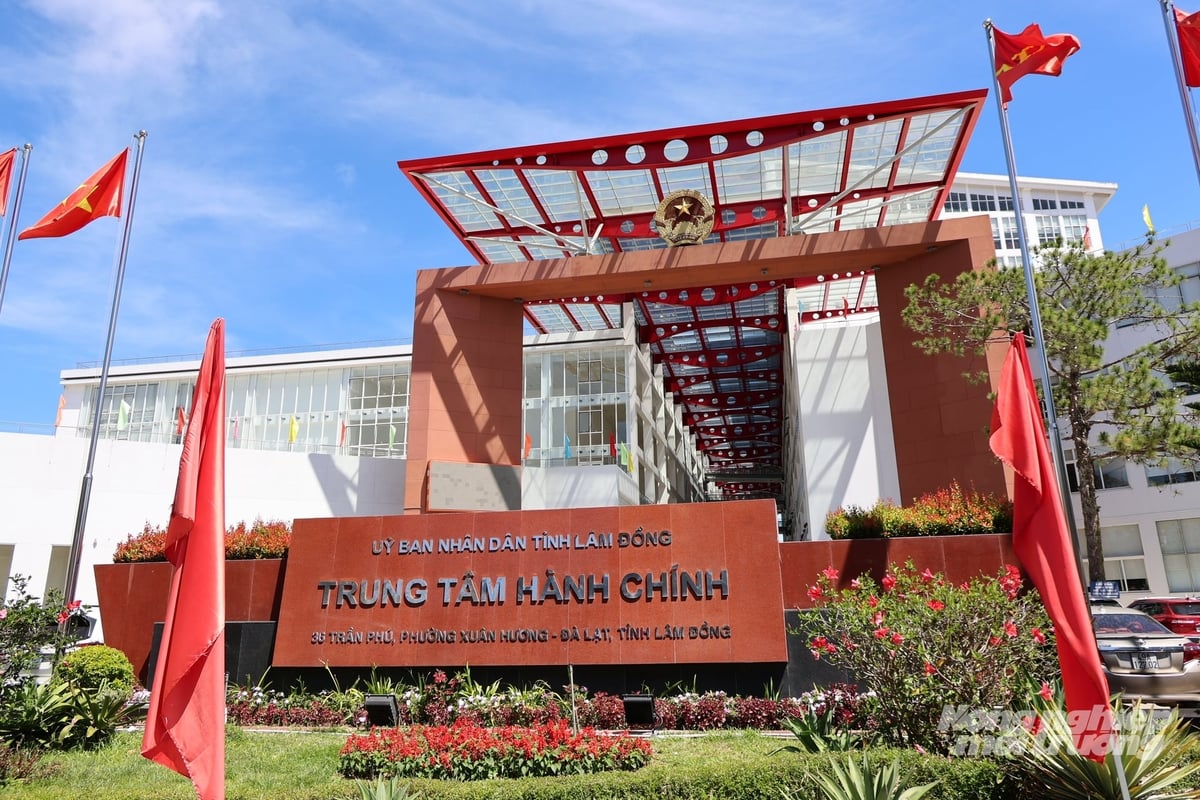 UBND tỉnh Lâm Đồng yêu cầu các sở, ngành, địa phương triển khai đồng bộ giải pháp nhằm hoàn thành mục tiêu thu ngân sách năm 2026. Ảnh: Nhật Tiến.