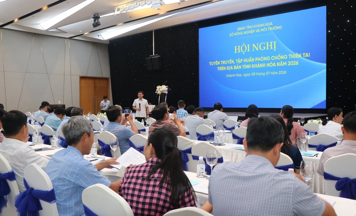 Đông đảo các đại biểu tham gia hội nghị, tập huấn phòng chống thiên tai. Ảnh: KS.