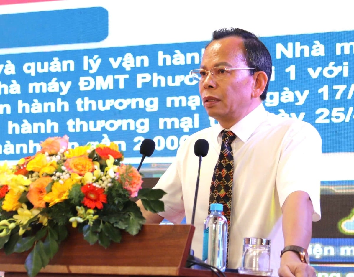 Bí thư Đảng ủy, Giám đốc NMNĐ Vĩnh Tân 4 Vũ Thanh Hải phát biểu tại hội nghị. Ảnh: Vĩnh Tân 4.