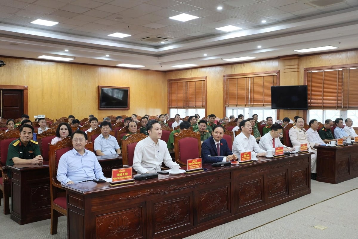 Quang cảnh Hội nghị công bố Quyết định của Ban Bí thư Trung ương Đảng về công tác cán bộ tại Tỉnh ủy Lai Châu. Ảnh: Trần Tuấn. 