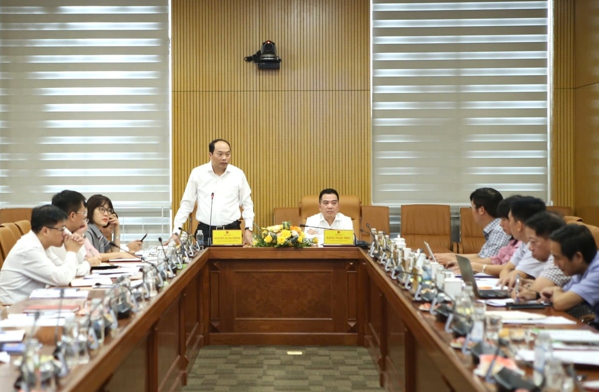 Ông Nguyễn Xuân Chinh, Chánh Văn phòng Bộ  Nông nghiệp và Môi trường phát biểu tại hội nghị. Ảnh: Nguyễn Thủy.