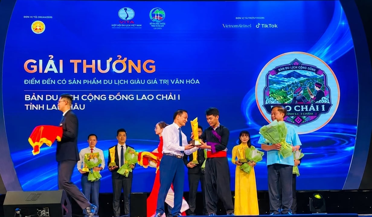 Bản du lịch cộng đồng Lao Chải 1 (xã Khun Há) vinh dự được nhận Giải thưởng VITA AWARDS 2026. Ảnh: Thanh Hiền.