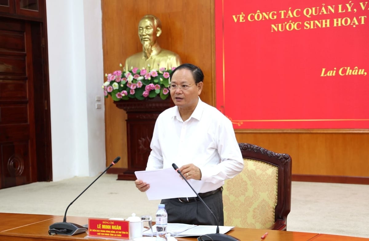 Ông Lê Minh Ngân - Bí thư Tỉnh ủy, Chủ tịch HĐND tỉnh Lai Châu phát biểu kết luận Phiên họp. Ảnh: Đình Lan