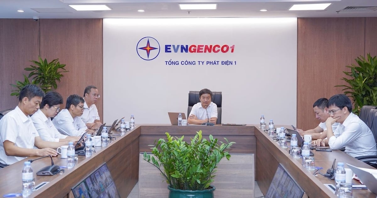 Chủ tịch Hội đồng thành viên EVNGENCO1 Nguyễn Tiến Khoa phát biểu chỉ đạo tại phiên họp thứ nhất năm 2026. Ảnh: EVNGENCO1.