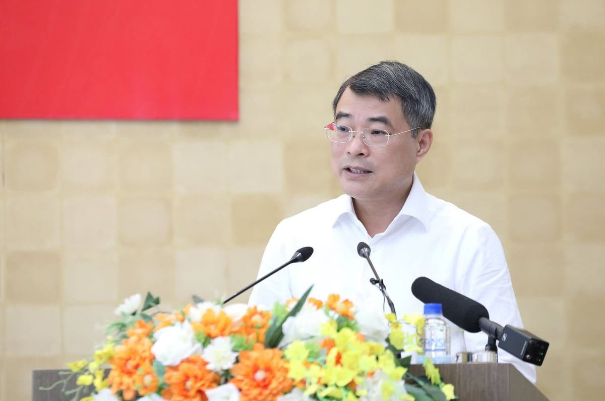 Thủ tướng Chính phủ Lê Minh Hưng yêu cầu tỉnh Lào Cai đổi mới tư duy, quyết liệt hành động và triển khai đồng bộ các giải pháp thúc đẩy tăng trưởng. Ảnh: Thanh Ngà.