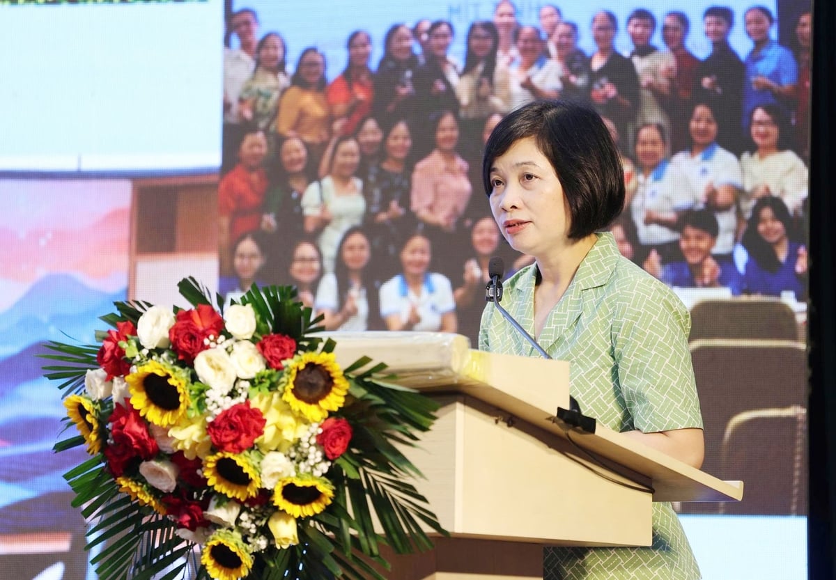 Theo bà Nguyễn Thị Kim Dung, Dự án 'Thúc đẩy bình đẳng giới và quyền của phụ nữ thông qua hành động ứng phó với biến đổi khí hậu và giảm thiểu rủi ro thiên tai' tập trung vào 3 nhóm kết quả đầu ra chính. Ảnh: Thu Hà.