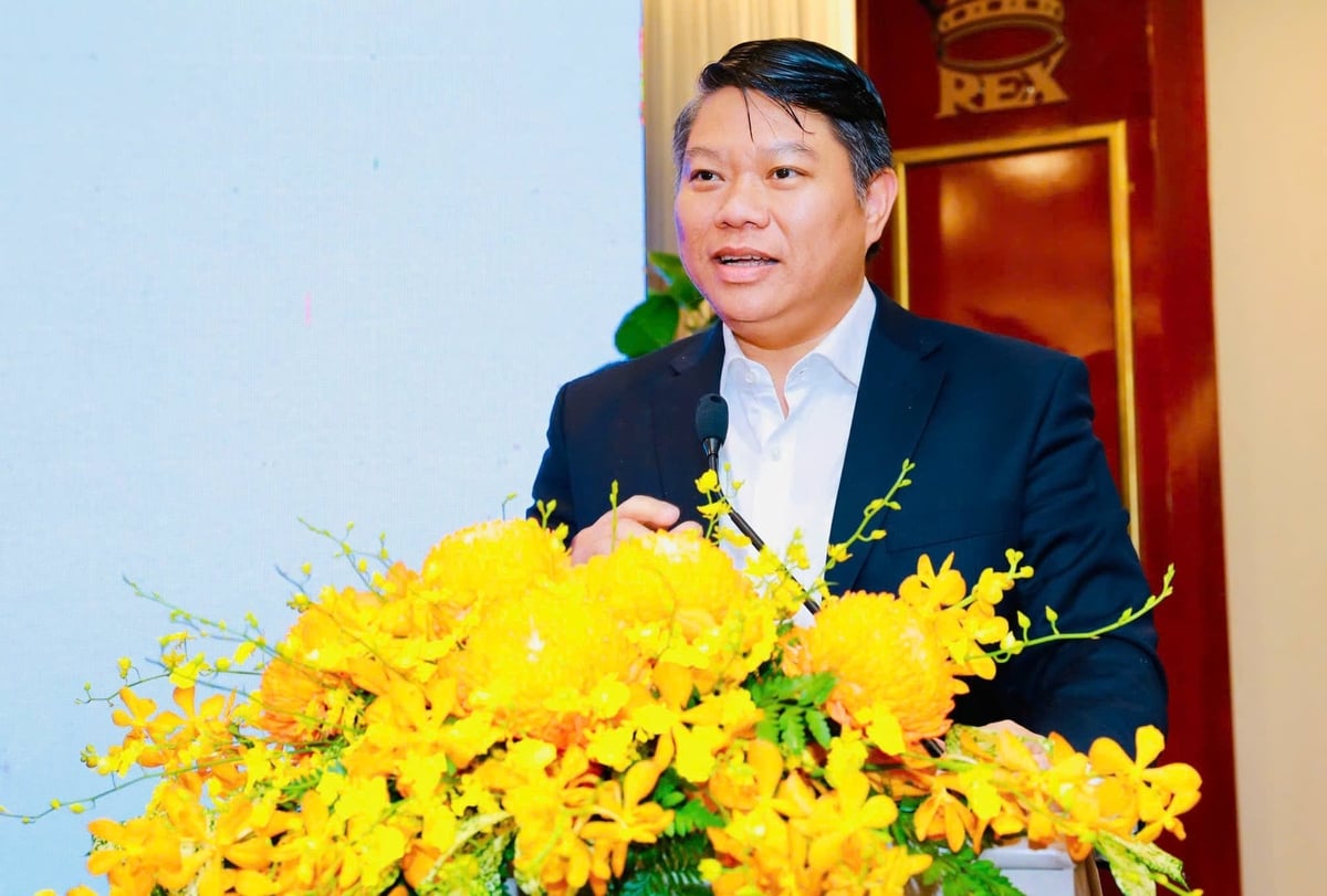 Ông Lê Văn Danh, Phó Giám đốc Sở Công Thương TP.HCM cho biết TP.HCM đang tập trung phát triển hạ tầng logistics đa phương thức, kết nối đồng bộ đường bộ, đường thủy, đường sắt, hàng không và cảng biển. Ảnh: Hoàng Chương.