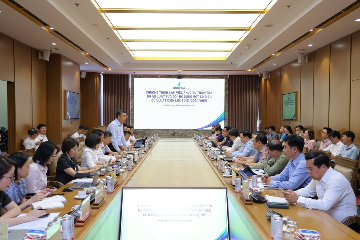 Ủy ban Khoa học, Công nghệ và Môi trường của Quốc hội làm việc với Petrovietnam nhằm khảo sát, hoàn thiện cơ sở thẩm tra dự án Luật sửa đổi, bổ sung Luật Điện lực.. Ảnh: Petrovietnam.