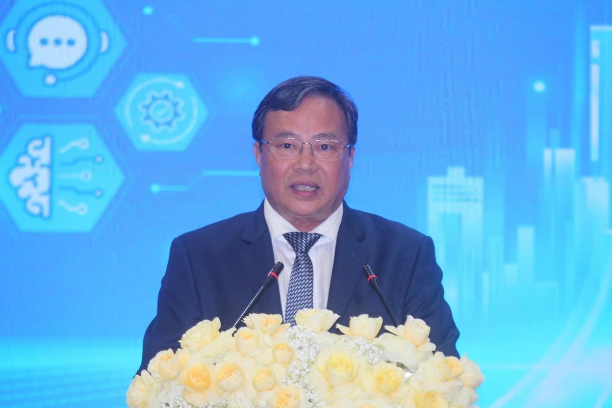 Ông Lê Văn Hẳn, Chủ tịch UBND tỉnh Tây Ninh phát biểu tại diễn đàn. Ảnh: Trần Trung.