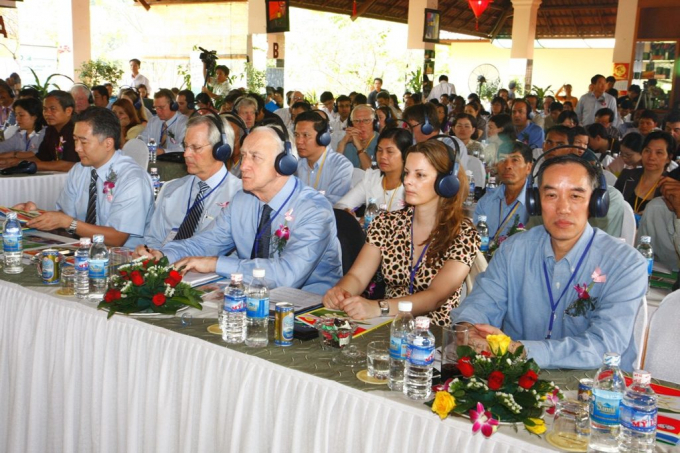 Lãnh đạo INC tham dự Hội nghị điều quốc tế lần thứ 2. Ảnh: VINACAS.