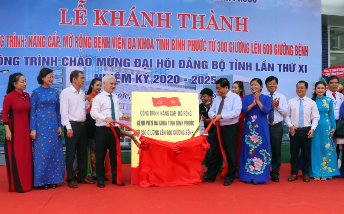 333-163634_813.jpg Bệnh viện được mở rộng tiện ích cho việc khám chữa bệnh, điều trị của nhân dân. Ảnh: Trần Trung.