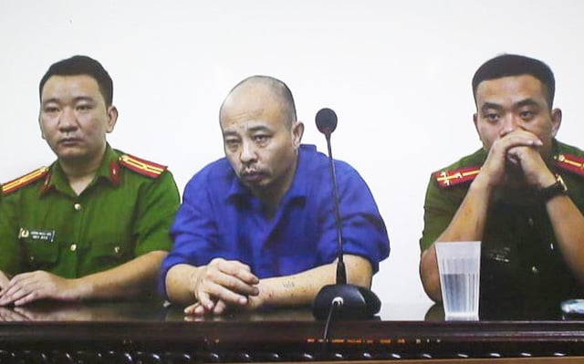 Đường Nhuệ xin tự bào chữa tại Tòa. Ảnh: ST.