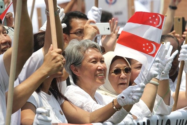 1586759276-5e94066c6fe72-143006_524.jpg Đệ nhất phu nhân Singapore Ho Ching. Ảnh: CNA