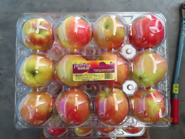 Dư lượng thuốc trừ sâu được phát hiện vượt mức cho phép trong lô táo Ambrosia của Mỹ.  Ảnh: FDA
