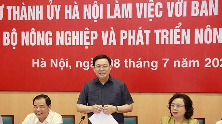 bi-thu-vuong-dinh-hue_nongnghiep-230449_813.jpg Bí thư Thành uỷ Vương Đình Huệ phát biểu tại cuộc họp. Ảnh: Thanh Hải.