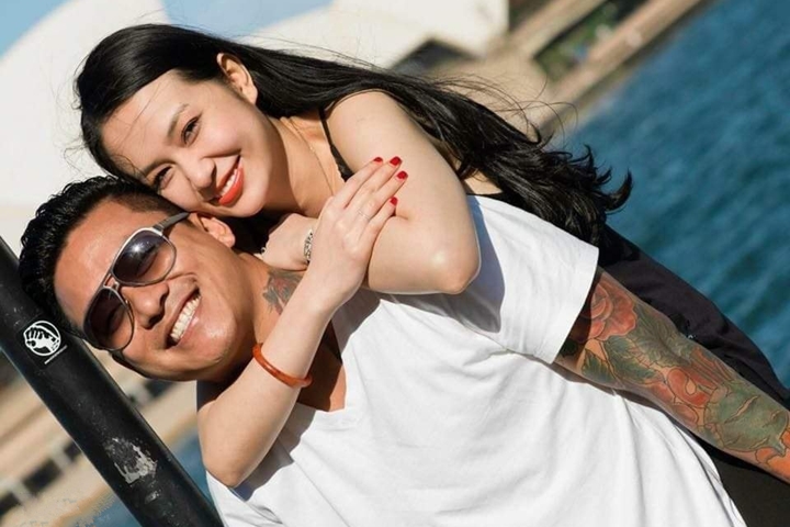 tuan-hung-va-vo_nongnghiep-153656_266.jpg Ca sĩ Tuấn Hưng thông báo tạm ngừng ca hát để làm tròn vai trò người bố, người chồng