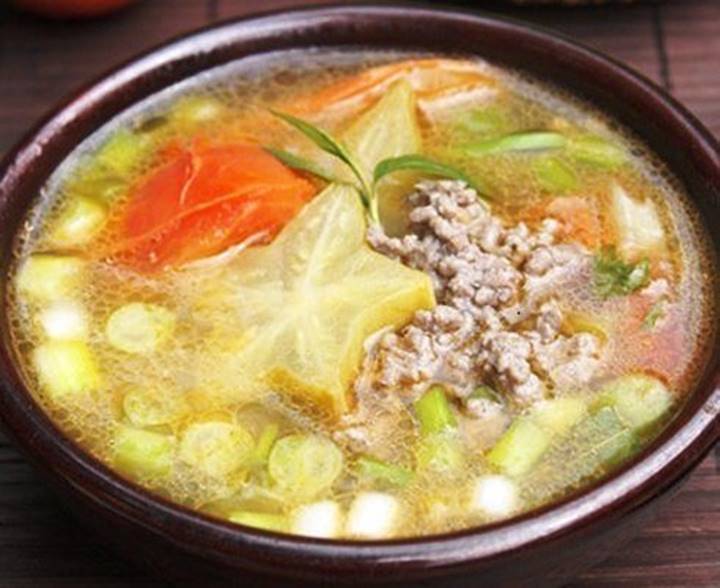 Thịt băm canh chua vừa dễ ăn vừa dễ nấu. Không chỉ giải nhiệt mà còn vô cùng bổ dưỡng