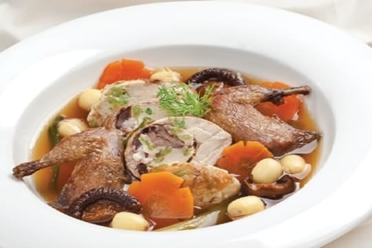 Món ngon mỗi ngày - Hướng dẫn chi tiết cách làm món Chim cút nhồi cốm hấp