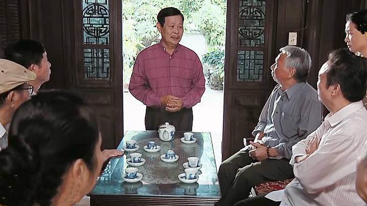 pho-trong-lang-tap-32-vtv1-3-170232_817.jpg Ông Trung rút chức trưởng họ Vũ. Ảnh chụp màn hình