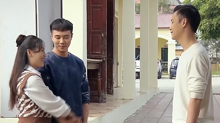 pho-trong-lang-tap-48-vtv1-1-160349_682.jpg Hoàng động viên Hải yên tâm đi học. Ảnh chụp màn hình