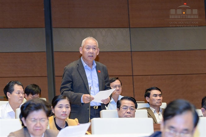 18-06-51_db-trn-vn-c-mu
