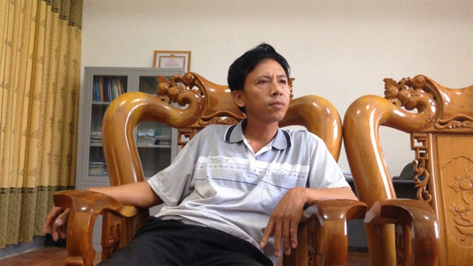 19-22-26_ong-phm-duc-huong-chu-tich-ubnd-x-vinh-loc-cho-rng-xy-tru-so-ub-cung-phi-huy-dong-dn-dong-gop