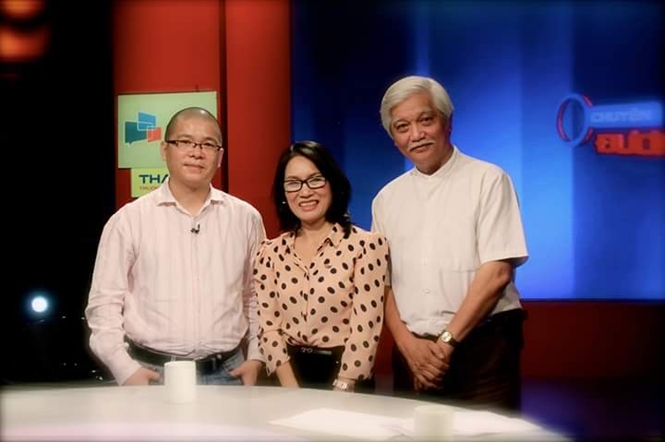 17-49-03_ts-gip-vn-duong-trong-mot-chuong-trinh-truyen-hinh-cung-voi-dbqh-duong-trung-quoc-v-nh-bo-t-bich-lon