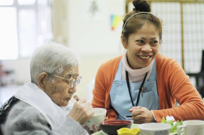 11-57-59_p3-filipino-20140226-870x579