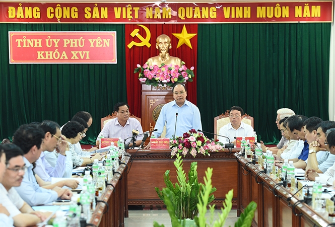 18-32-45_12-thu-tuong-lm-viec-voi-lnh-do-tinh-phu-yen