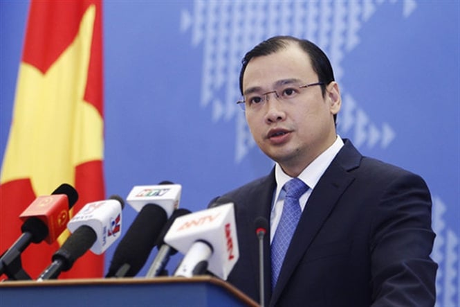 18-13-55_nguoi-pht-ngon-le-hi-binh