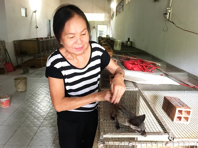12-58-10_nh_1_-_b_cy_ben_chuong_nuoi_chon_huong
