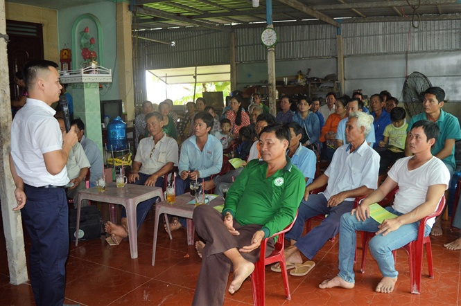 11-15-43_1_ong_duong_nhu_duc_pho_gim_doc_niferco_chi_se_voi_nong_dn_ti_buoi_hoi_tho